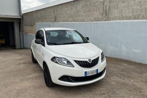 Lancia Ypsilon 1.0 Hybrid Gold | 2022