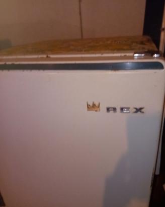 frigorifero Vintage Rex originario degli anni 60