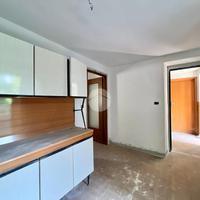 2 LOCALI A COASSOLO TORINESE