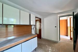 2 LOCALI A COASSOLO TORINESE