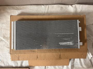 Radiatore Ford Focus Mk4 originale nuovo