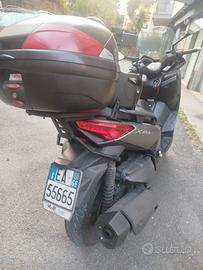 X MAX 400