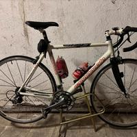 Bicicletta corsa Cannondale