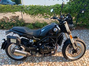 Benelli Leoncino 500 Trail