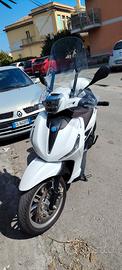 Piaggio Beverly 400