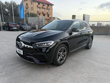 Mercedes-Benz GLA 200 d Automatic Premium