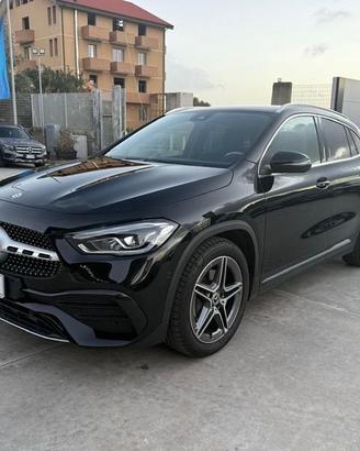 Mercedes-Benz GLA 200 d Automatic Premium