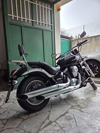 Kawasaki VN 900 Custom