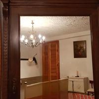 Armadio antico in legno