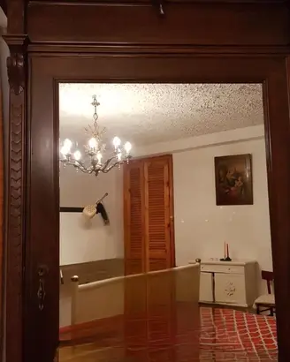 Armadio antico in legno