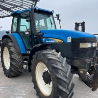 TRATTORE NEW HOLLAND TM120