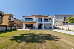 PALAZZINA A CASTELLALTO