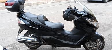 Suzuki Burgman 400 