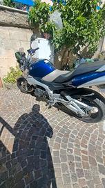 Suzuki GSR 600 