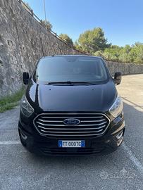 Ford Tourneo Custom - 9 posti / pedana disabili
