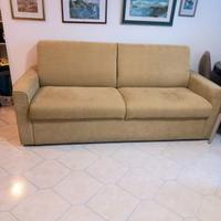 divano letto in buone condizioni