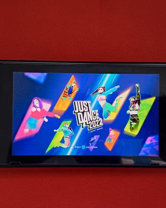 Console Nintendo Switch completa di gioco 