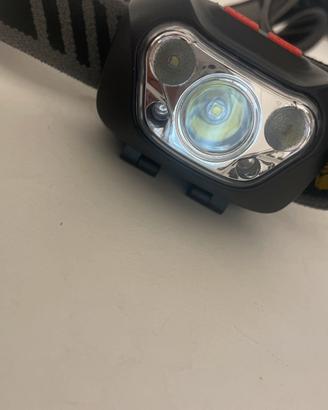 Lampada LED molto potente per auto e per la casa