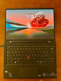 Lenovo ThinkPad X1 Carbon Gen 10 – i7 / 16GB / 1TB