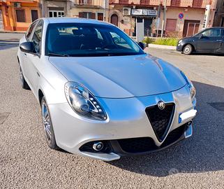 Alfa Giulietta Pari al nuovo. Restaling 