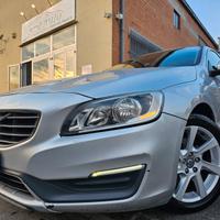 Volvo V60 2.0 D4 181cv Summum*Pelle*Navi*Pdc*Euro6