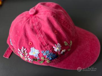 Cappellino Custom - Fiori Ricamati a Mano (UNICO)