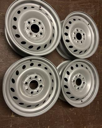 Kit 4 Cerchi da 13 pollici in lamiera per Fiat 600