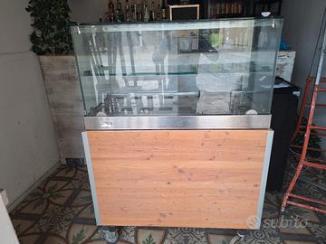 Vetrina  calda armadiata