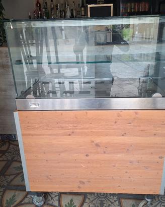 Vetrina  calda armadiata