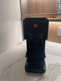 Macchinetta caffè illy