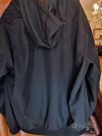 Giubbotto con cappuccio