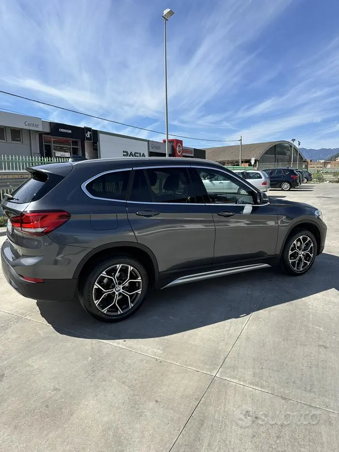 BMW X1 (F48)