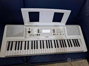 Yamaha EZ 300. Tasti illuminati. Accessori, Borsa