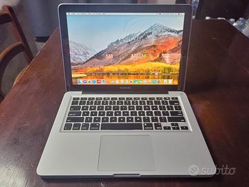 MacBook pro i7
