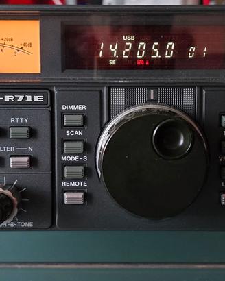 ICOM IC R 71E