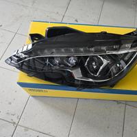 faro peugeot 308