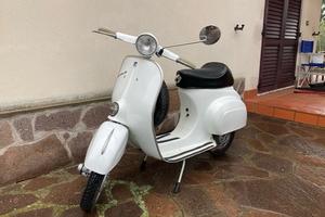 Vespa 50