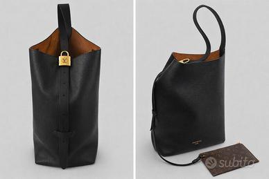 Louis Vuitton low key hobo MM