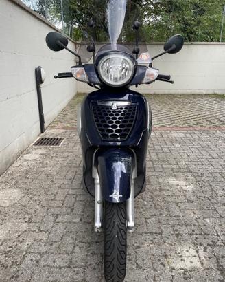 Aprilia Scarabeo 125 - 2009