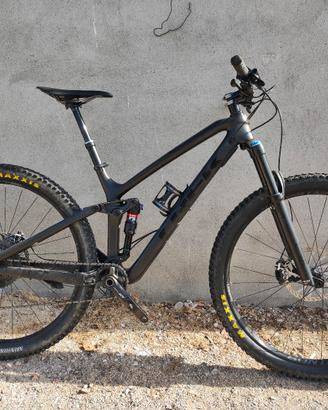 🔥 TREK FUEL EX 9.8 29” CARBON 🔥