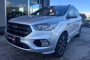 Ford Kuga 2.0 TDCI 120 CV S&S 2WD ST-Line
