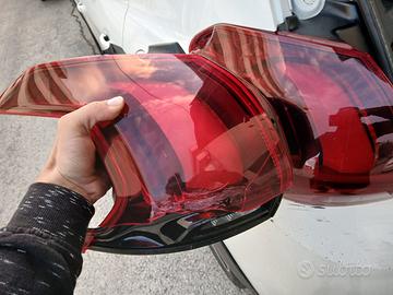 fanale stop pegeout 2008 anno 2017