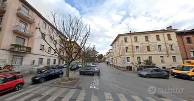 Stanza singola in app.to CON TERRAZZO VERANDATO