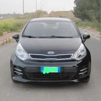 KIA Rio 1.4 CRDi 90 cv OK NEOPATENTATI
