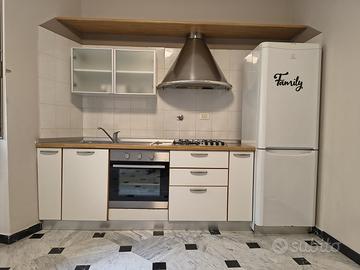Cucina Completa + Elettrodomestici (Rex/Indesit)