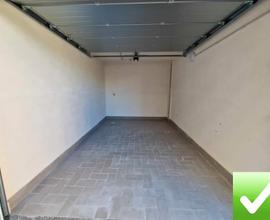 Garage Nuovo 23 Mq Viale Calabria