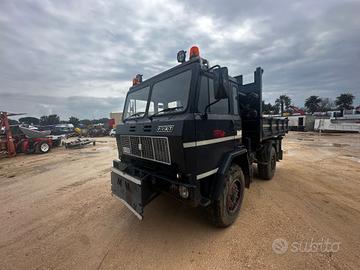 Iveco 4x4 ribaltabile e gru