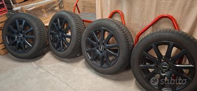 Cerchi e gomme  185/60  R 16 86 H