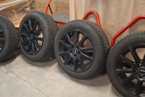 Cerchi e gomme  185/60  R 16 86 H
