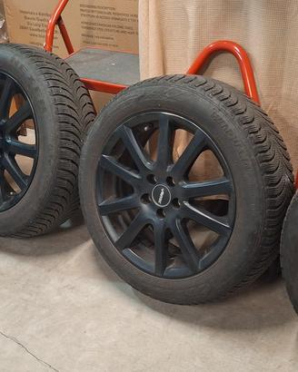 Cerchi e gomme  185/60  R 16 86 H